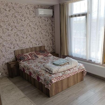 Mary'S Cozy & Lovely Studio On Very Quiet Khosharauli Street Tbilisi Exterior photo