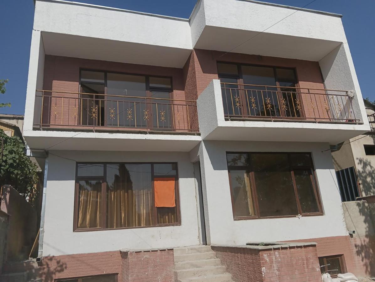 Mary'S Cozy & Lovely Studio On Very Quiet Khosharauli Street Tbilisi Exterior photo
