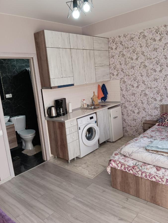 Mary'S Cozy & Lovely Studio On Very Quiet Khosharauli Street Tbilisi Exterior photo