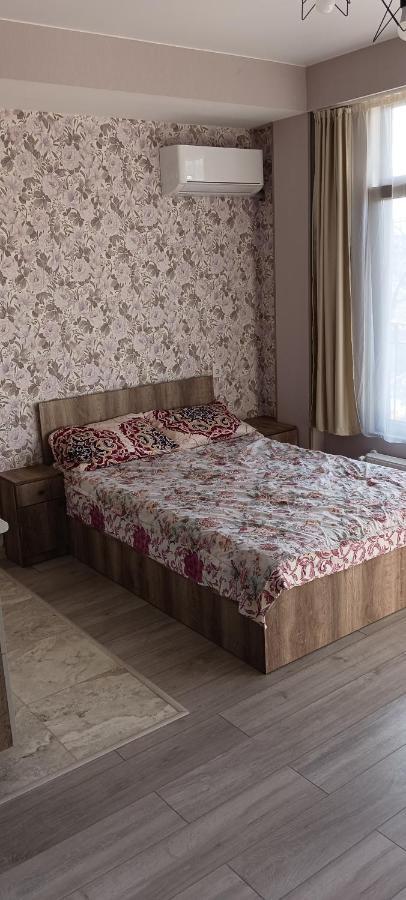 Mary'S Cozy & Lovely Studio On Very Quiet Khosharauli Street Tbilisi Exterior photo